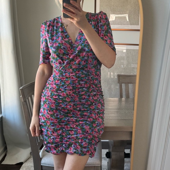 NWT Floral V-Neck Dress - Picture 3 of 16